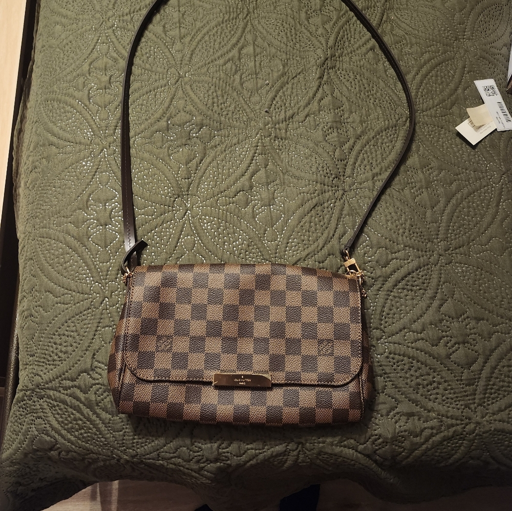 Louis Vuitton Crossbody Purse